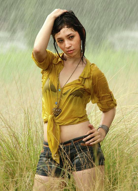 Mahasiswi SPG Majene