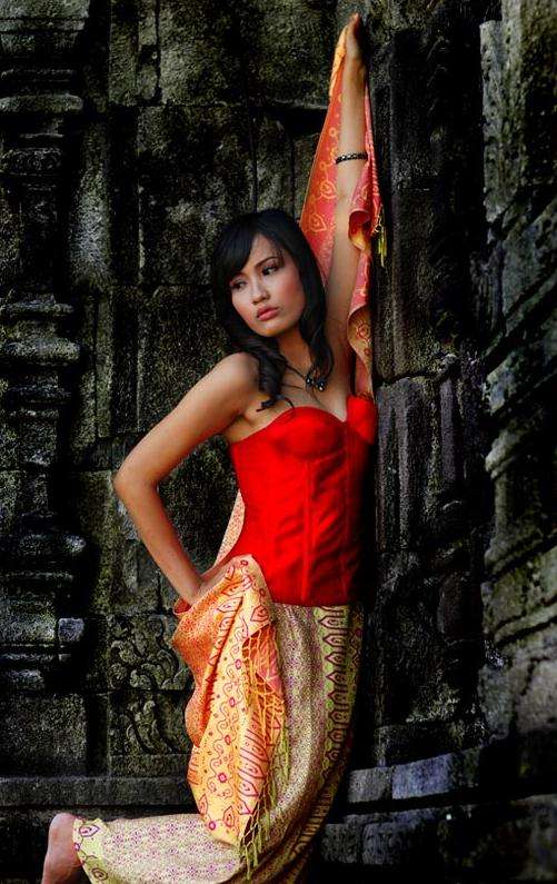 Gadis SPG Bandung