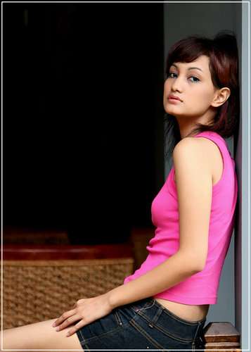 Gadis SPG Makassar