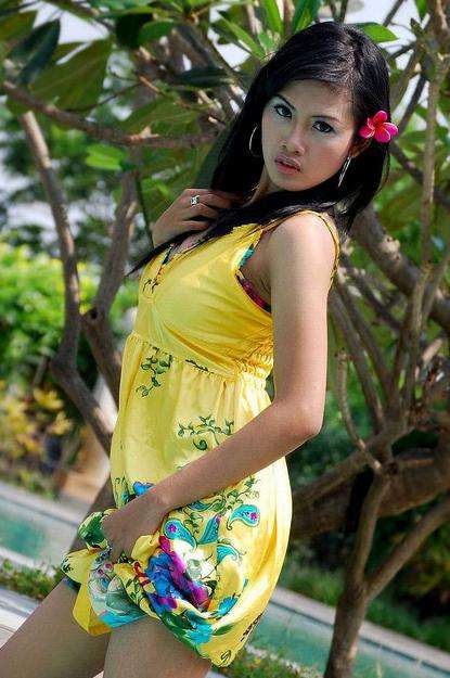 Cewek Model Ambon