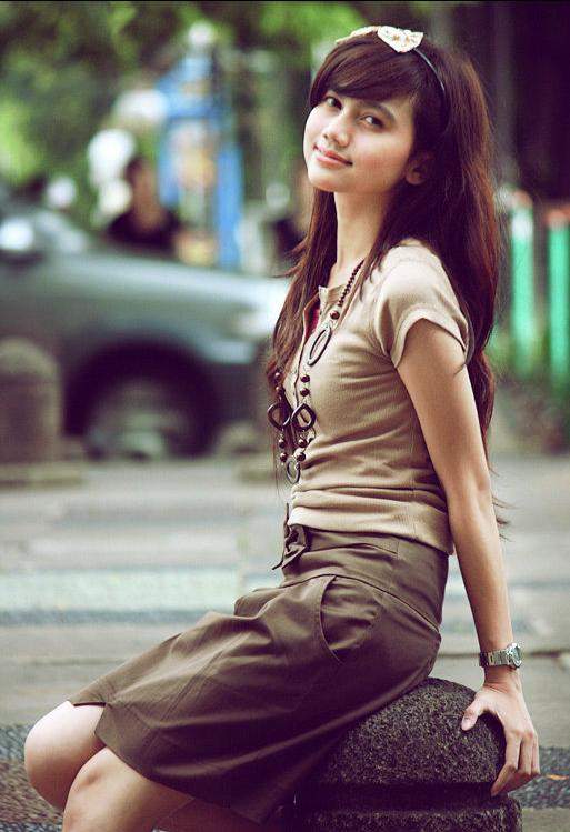 Cover Girl Biak